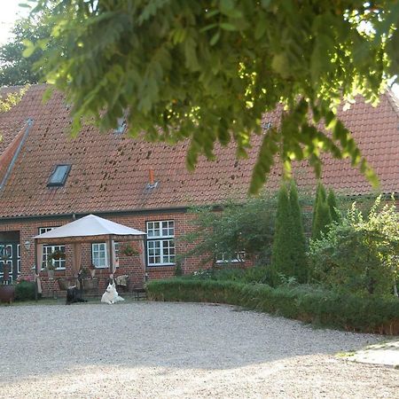 Ostseepferdehof Neukirchen  Buitenkant foto